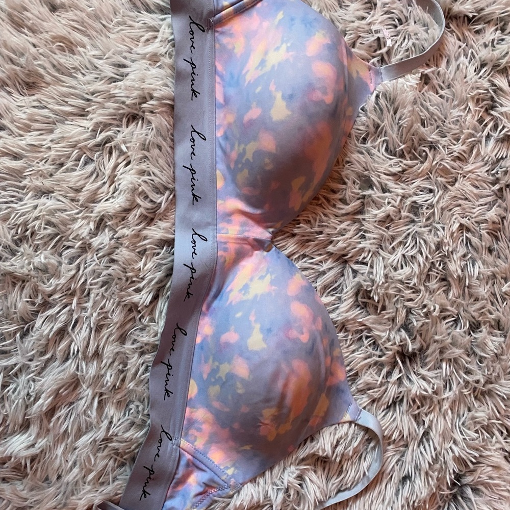 Pink victoria secret bra